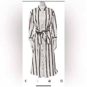 Buru Boyfriend Shirtdress Black and White Striped Long Sleeve.  1X
